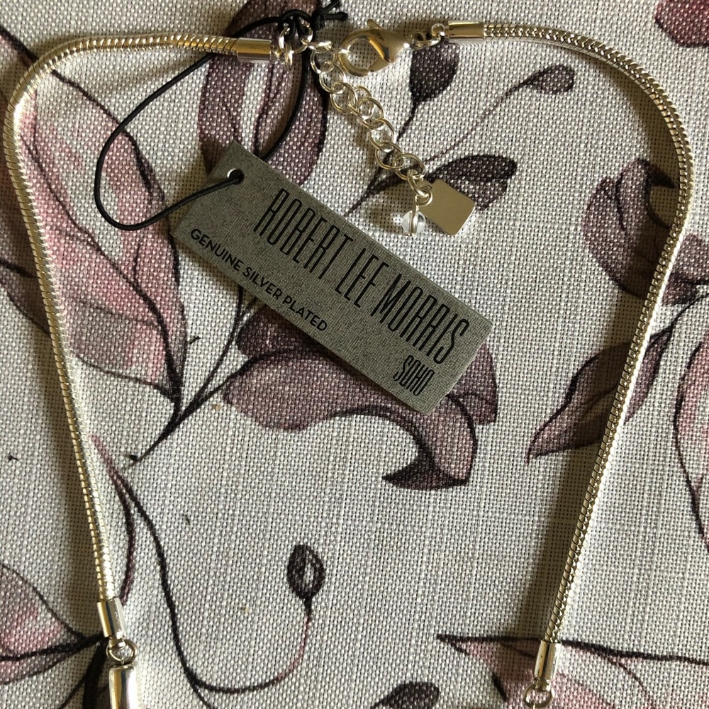 Necklace, R Morris - Picture 4 of 4